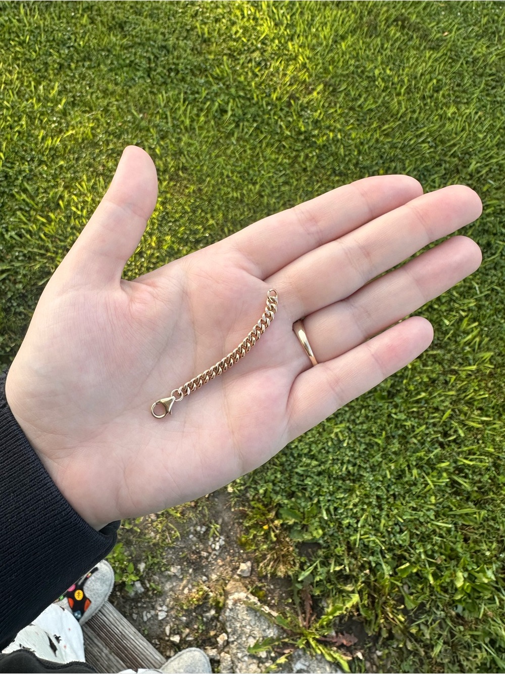 Solid yellow gold curb chain extender - Picture 2 of 8